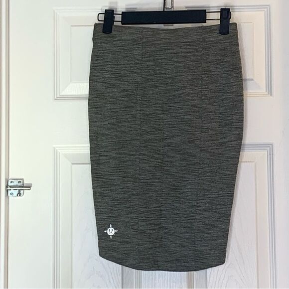 Lululemon Yoga Haven Skirt Heathered Fatigue Green Size 4 - Picture 2 of 8